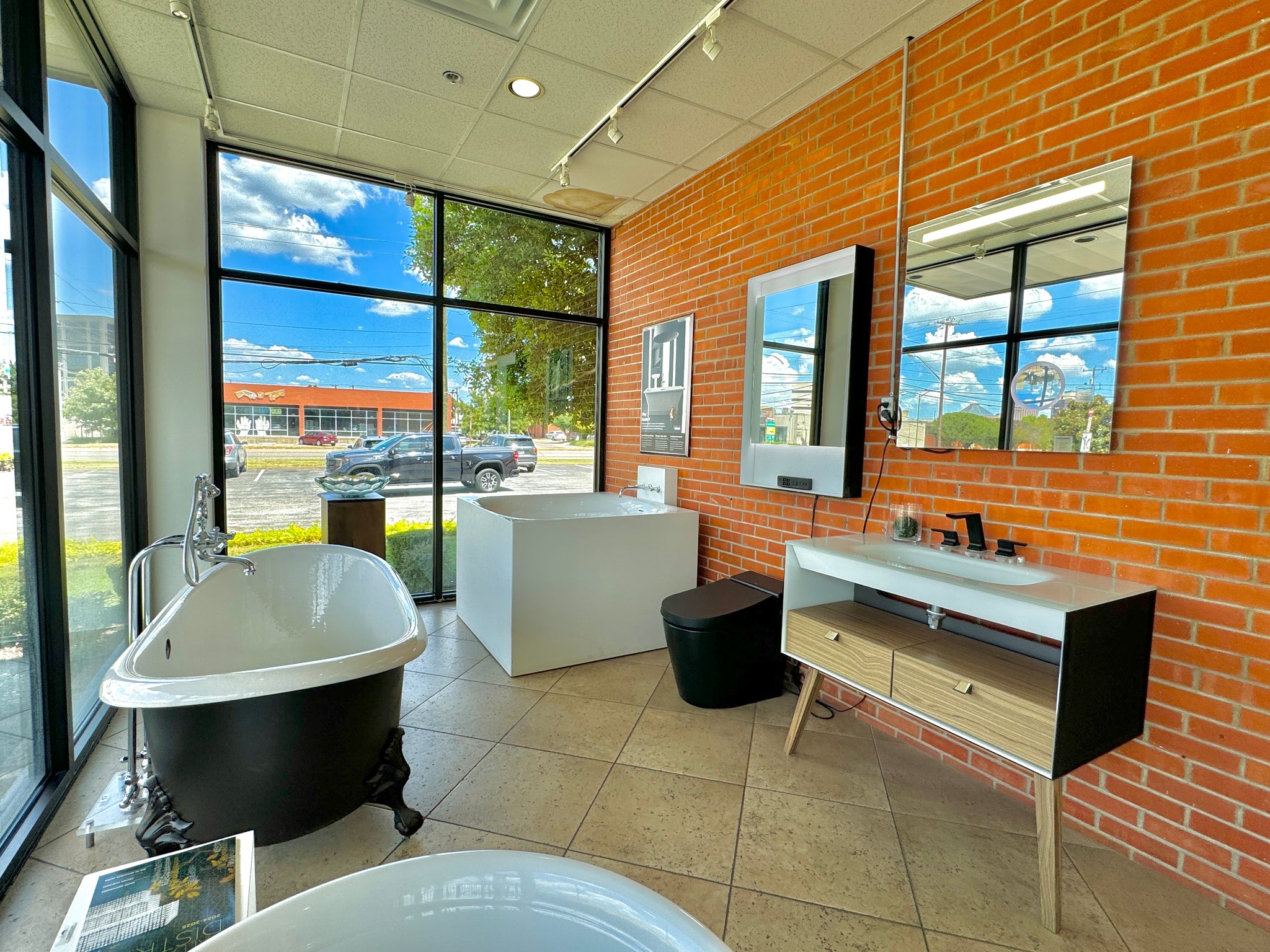 Kitchen & Bath Showroom Consultation in Dallas, TX