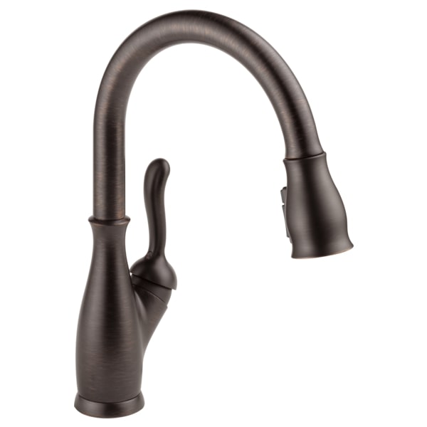 Delta Leland Pull - Down Kitchen Faucet with Magnetic Docking Spray Head and ShieldSpray - APEX Supply Co.